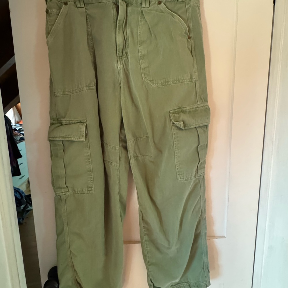 Billabong Green Cargo Pants